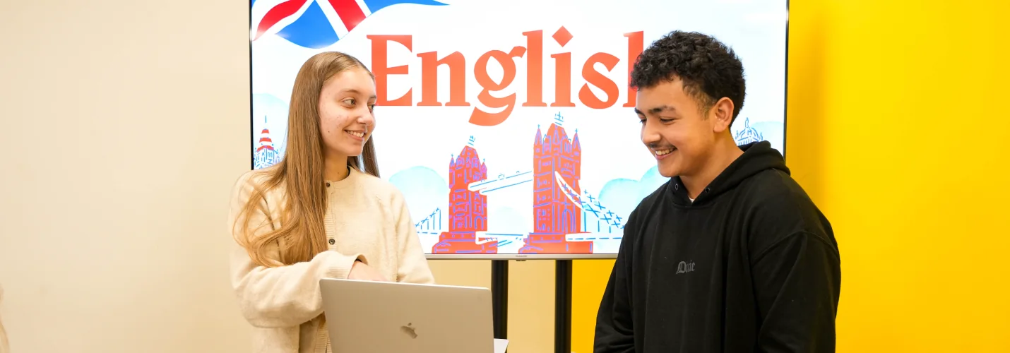 Estudiantes de Bachillerato proyectando su futuro con inglés.